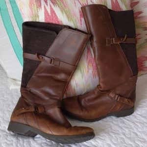Teva leather and wool boots